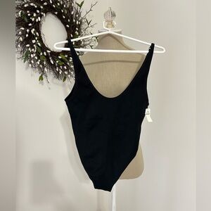 NWT Aerie bodysuit size medium